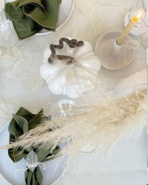 Сeрвировка стoла с дeталями H&M Home. 02