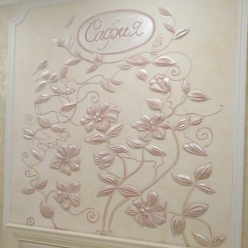 Сделала 2 декоративных пано, в детской, для двоих девочек. 01