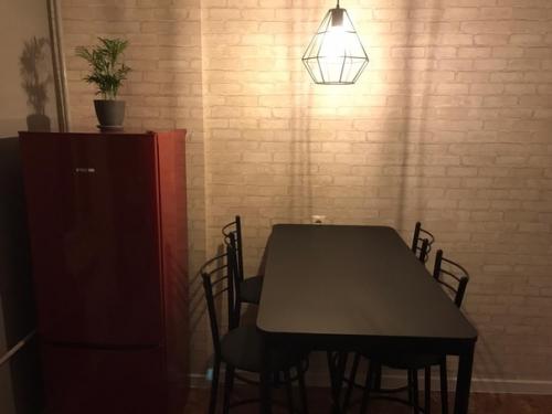 Обустроили маленькую кухню. 05