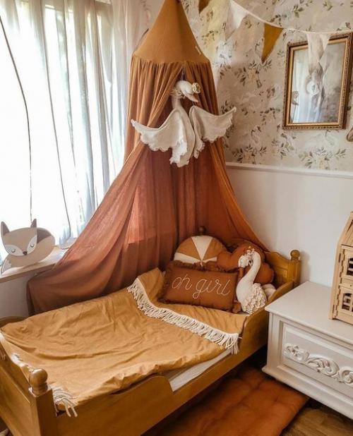 Симпатичная квартира. В которой хочется рассмотреть каждую детальку.