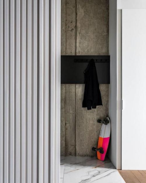 Эта квартира. Имеет небольшую площадь, но все решила правильно продуманная планировка. 03