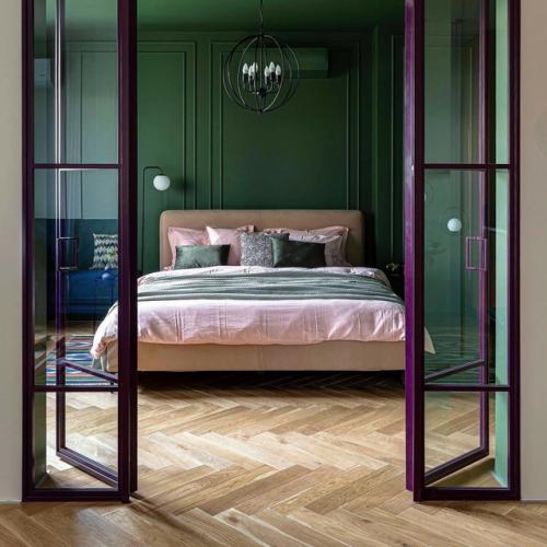 Сочетание зелёного и фиолетового: модно и выразительно. 03