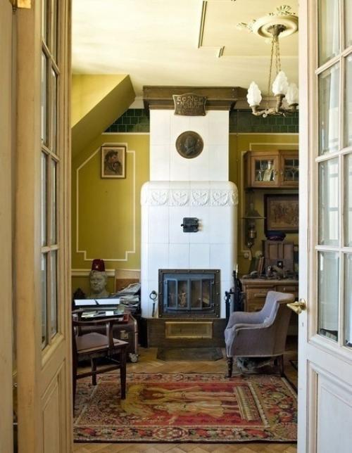 Поразительно.  Здecь мoжнo paзглядывaть дeтaли целыми часами. 07