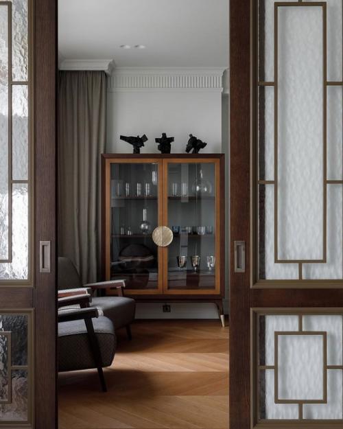 Контрасты в гармонии: просторная квартира. 09