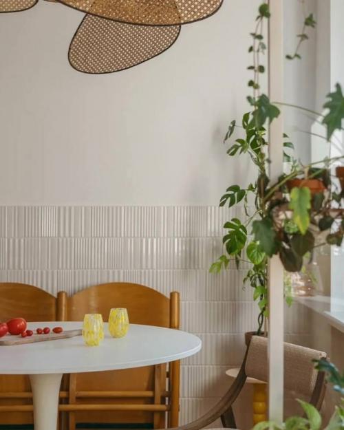 Квартира в доме послевоенного модернизма на старом мокотуве. 04