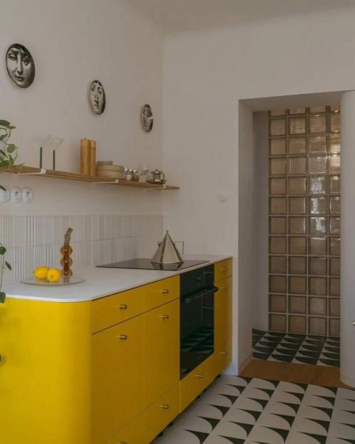 Квартира в доме послевоенного модернизма на старом мокотуве. 02