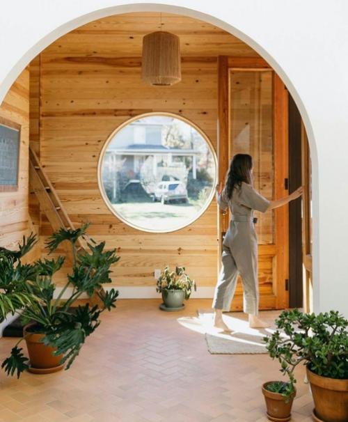 Современный дом с необычным стилем. 03