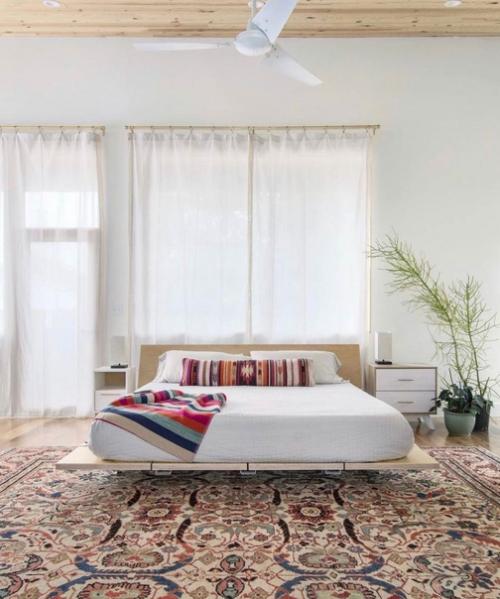 Современный дом с необычным стилем. 02