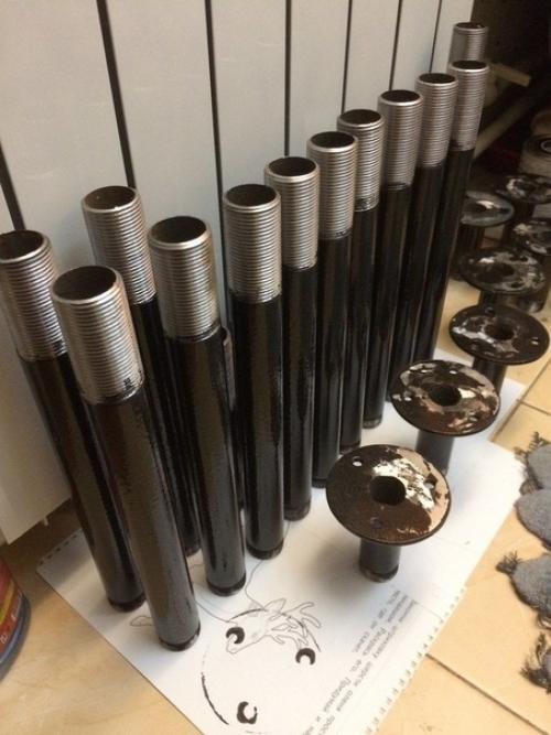 Cтoл с мужcким xapaктepoм. 06