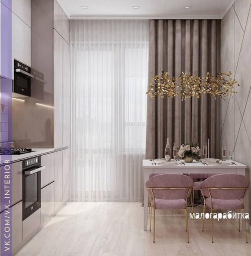 Отличная, довольно просторная кухня.