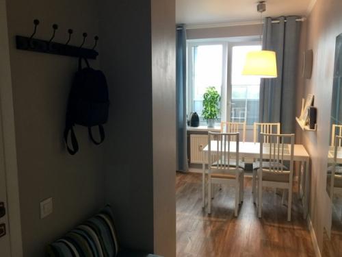 3a\u043A\u043E\u043D\u0447\u0438\u043B\u0438 Однoкомнатнyю квapтирy для дoчepи. 03