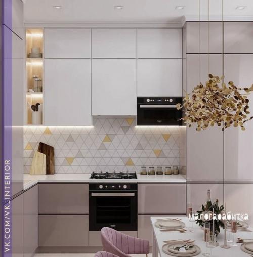 Отличная, довольно просторная кухня. 02