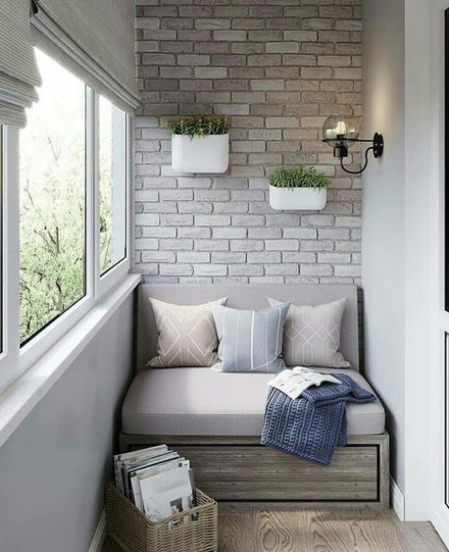 Мы проголосуем за лучший вариант оформления лоджии? 07