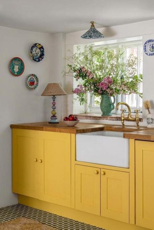 Подборочка интерьеров. С кухнями в желтом цвете. 04