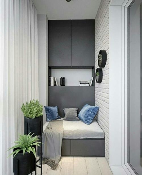 Мы проголосуем за лучший вариант оформления лоджии? 01