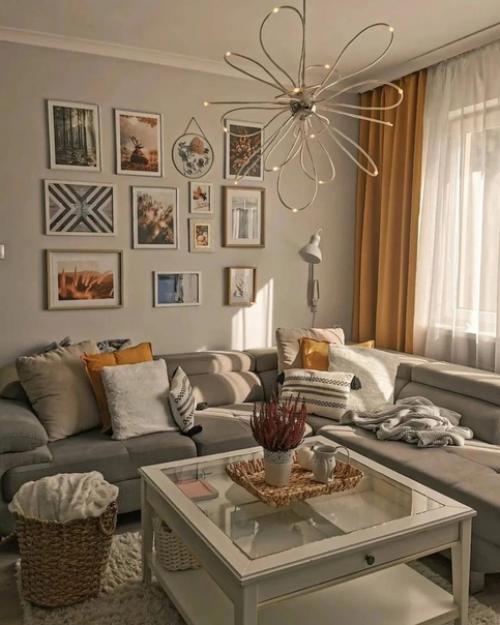 Мне очень импонируют такие светлые, теплые интерьеры, со множеством уютного декора. 04