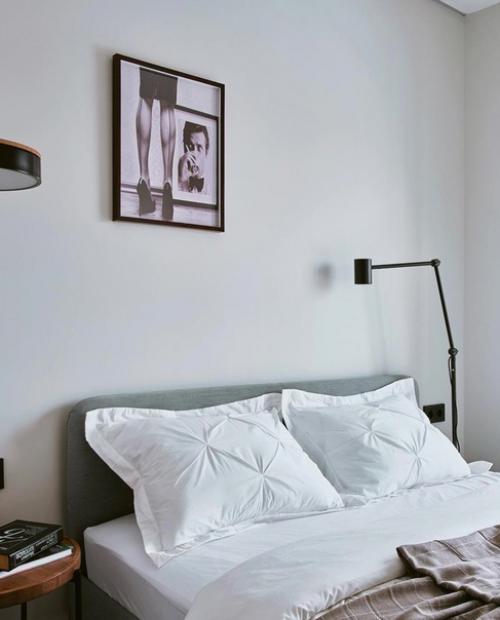 Когда владельцы делали ремонт в этой небольшой квартире, они знали, что она будет сдаваться. 05