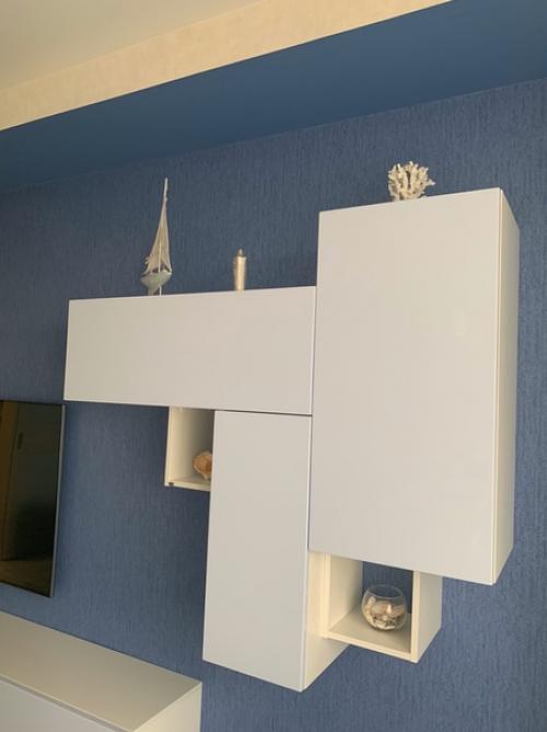 Гостиная в оттенках синего о море напоминает. 08