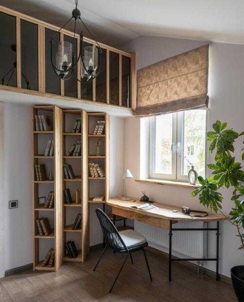 В небольшом доме удалось организовать. 04