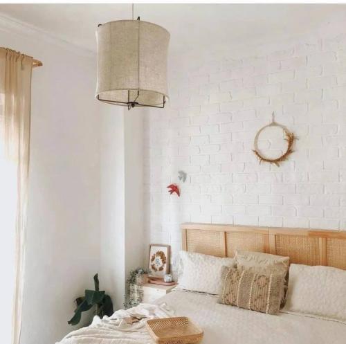 Светлый интерьер. С натуральными текстурами. 02