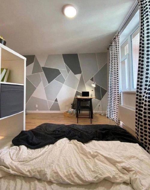 Очень маленькая квартира, но оформлена с максимальной. 04