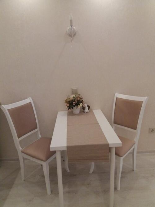 Делали интерьер максимально светлым. 02