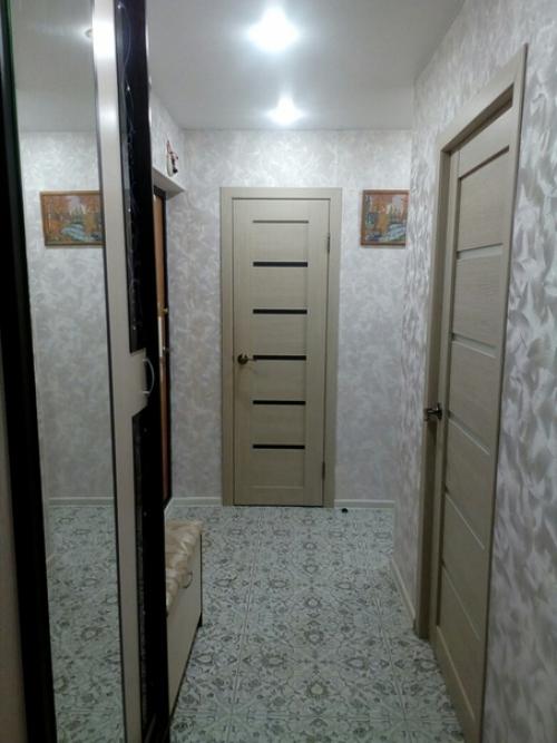 Две детских, кухня, коридор сделаны, осталось закончить ремонт ещё в двух комнатах. 04