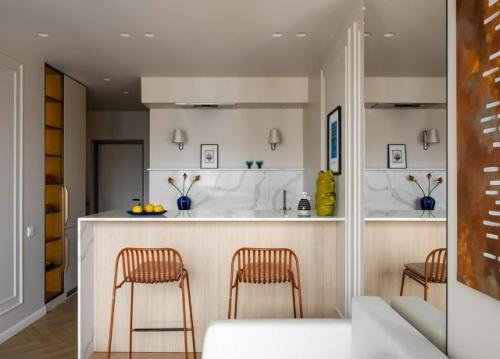 Компактная квартира с яркими акцентами. 02