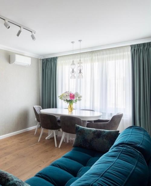 Дизайнер очень хорошо поработала над интерьером. 01