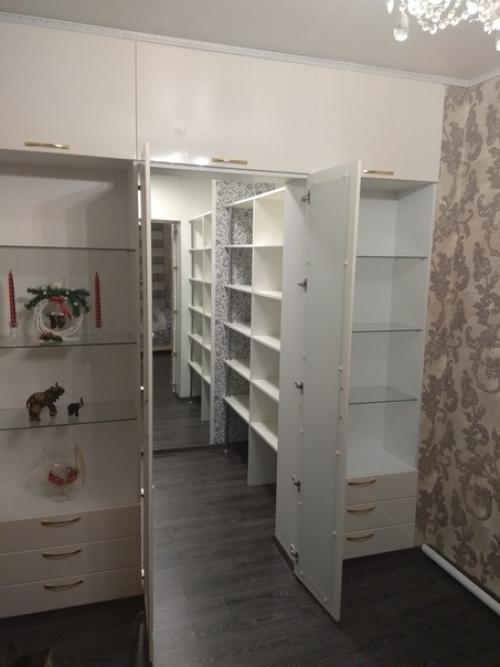 Как и все женщины всегда мечтала о гардеробной. 01