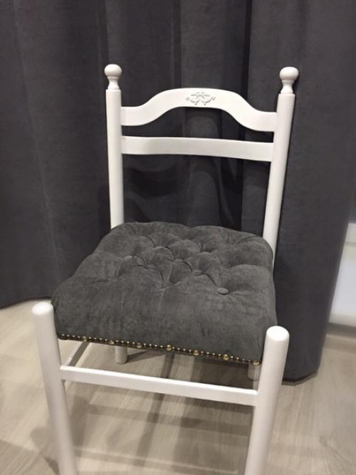 Это был мой первый опыт по переделке старой мебели. 09