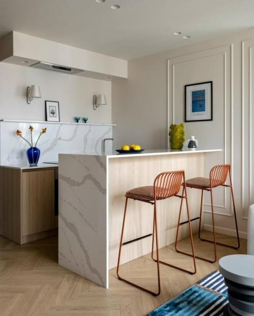 Компактная квартира с яркими акцентами. 01