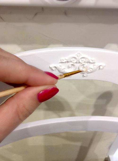 Это был мой первый опыт по переделке старой мебели. 07