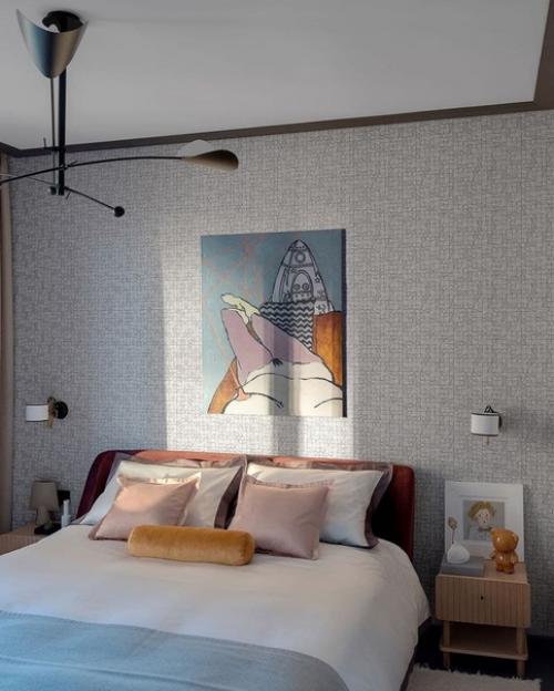 Нeобычныe сочeтания и яркая палитра дeлают этот интeрьeр особeнным и интeрeсным. 06