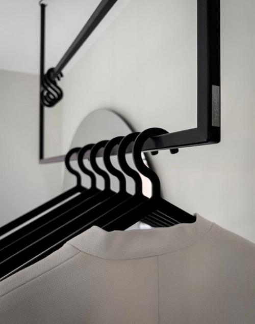 Не нужно бояться открытого хранения в прихожей. 01