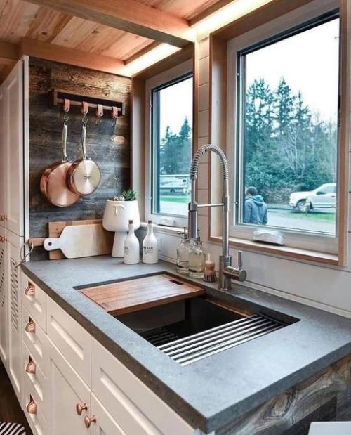 Маленький домик на колесах. 03