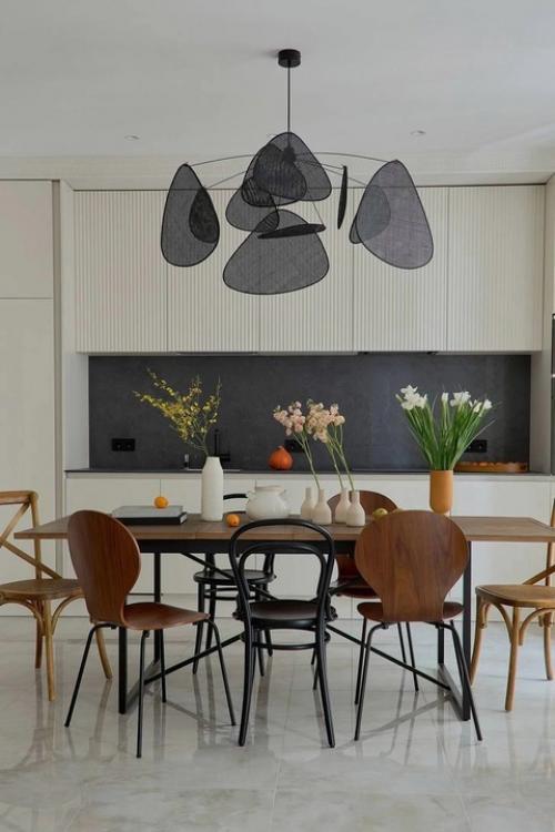 Светлая квартира в парижском стиле для бизнес-леди. 01