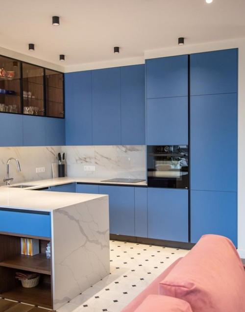 Невероятно красивый интерьер кухни - гостиной.