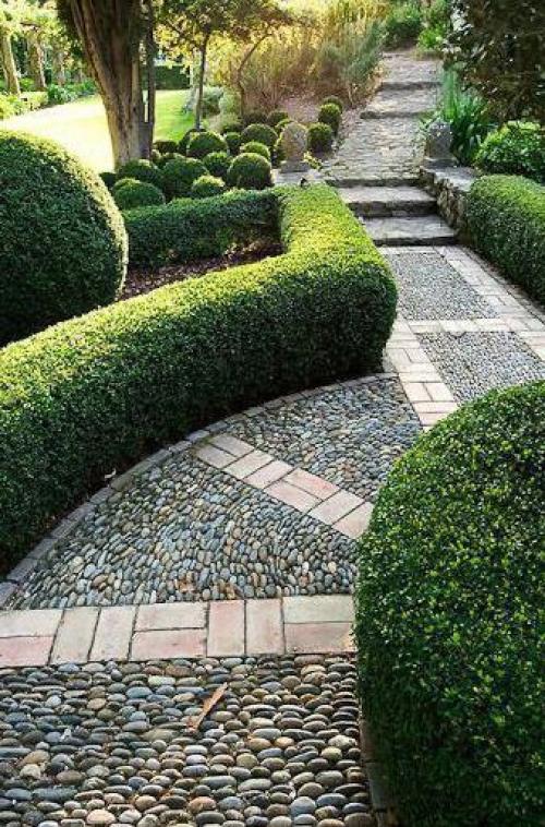 У создателей этих дорожек.