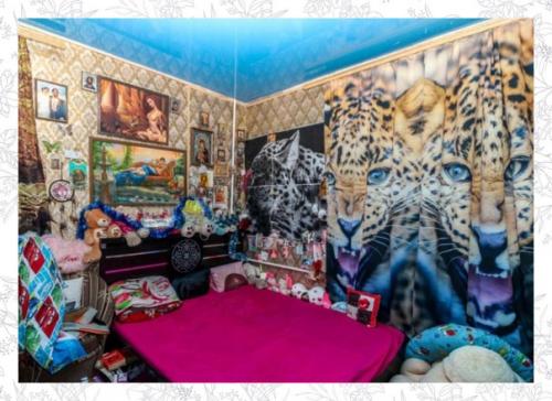 Сколько позитива, какая цветущая душа у владельца квартиры! 03