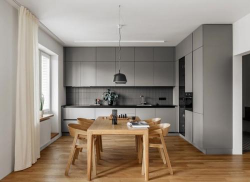 Светлая, просторная квартира.