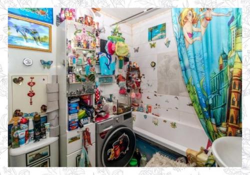 Сколько позитива, какая цветущая душа у владельца квартиры! 02