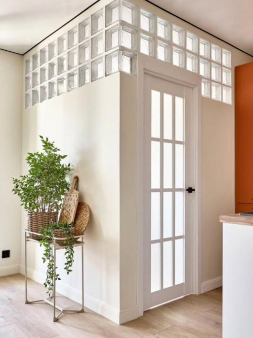 Компактная квартира с яркой кухней и продуманной планировкой. 04