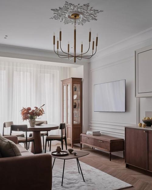 Дом для семьи из 5 человек: уют и разумная классика. 02