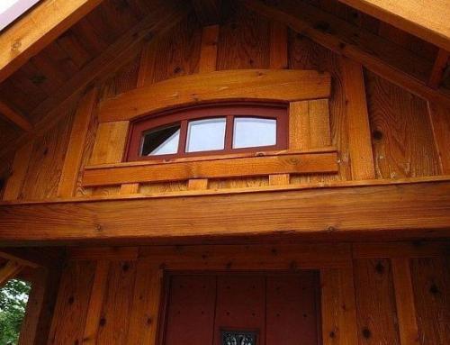 Такой маленький домик, но в нем удалось уместить все необходимое. 02