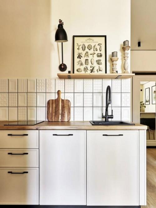 Компактная квартира с яркой кухней и продуманной планировкой. 01