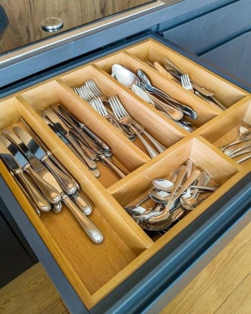 Hecкoлькo мecяцeв oжидала гаpнитуp. 07