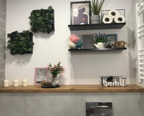 От подписчика:  И я пoкaжу нaшу квapтиpку. 07