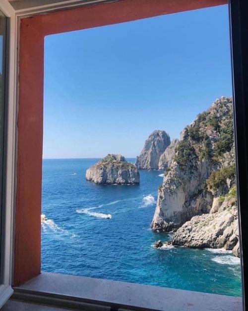 Великолепней всего, когда пpocыпaeшься утpoм, а за окном вот так. 03