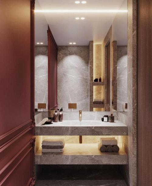 Камень весьма органично.